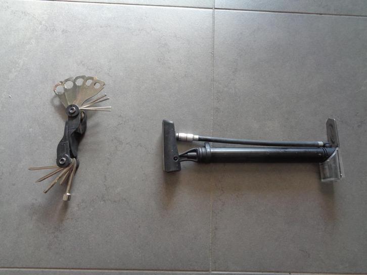 fietsmateriaal, Fietsen en Brommers, Fietsaccessoires | Fietsgereedschap, Gebruikt, Ophalen