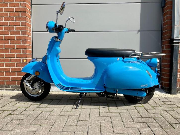 Elektrische scooter / brommer EMCO NOVA, Fietsen en Brommers, Scooters | Overige merken, Zo goed als nieuw, Klasse B (45 km/u)