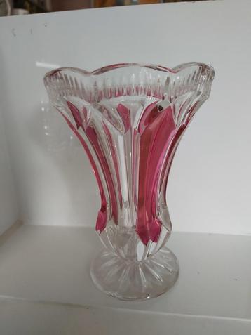 vase rose canneberge H 16cm D 11cm