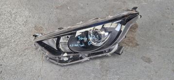 PHARE GAUCHE TOYOTA YARIS 4 IV 2021 optique Cote conducteur beschikbaar voor biedingen