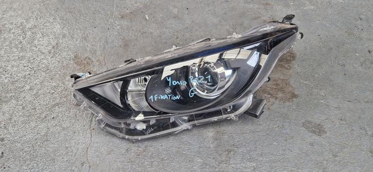 PHARE GAUCHE TOYOTA YARIS 4 IV 2021 optique Cote conducteur, Auto-onderdelen, Verlichting, Toyota, Ophalen