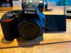 nikon spiegel D5600 met lenzen en randapperatuur, Audio, Tv en Foto, Fotocamera's Digitaal, Ophalen of Verzenden, Zo goed als nieuw