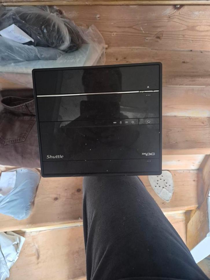 Shuttle pc Intel i5 werk geheugen na keus 120gb ssd 3tb hdd, Computers en Software, Desktop Pc's, Zo goed als nieuw, SSD, 8 GB