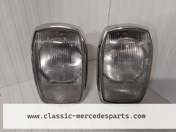 Koplampenglazen set Mercedes W114 W115 beschikbaar voor biedingen