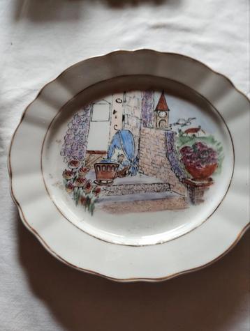 Aardewerken bord voor de geboorte  beschikbaar voor biedingen