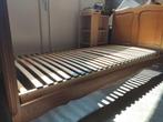 lit avec sommier et table de chevet a roulettes + lampe, Ophalen of Verzenden, Zo goed als nieuw, Eenpersoons, 100 cm