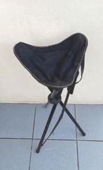 Tabouret trépied  portable pliable à 3 Pieds 3 €, Maison & Meubles, Enlèvement, Utilisé