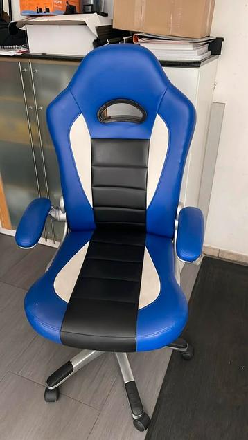 gamestoel beschikbaar voor biedingen