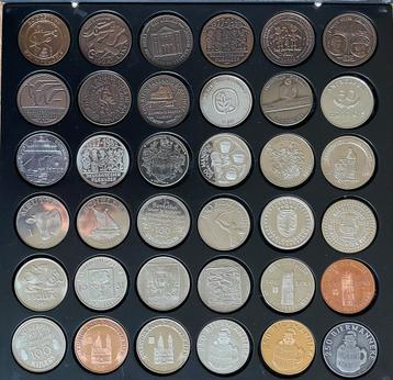 Gemeente munten (€2,5/stk of €80 voor de 36 stuks) beschikbaar voor biedingen