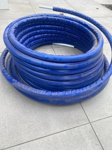 Multiskin rol met blauw voorgeïsoleerde Systempex schede beschikbaar voor biedingen