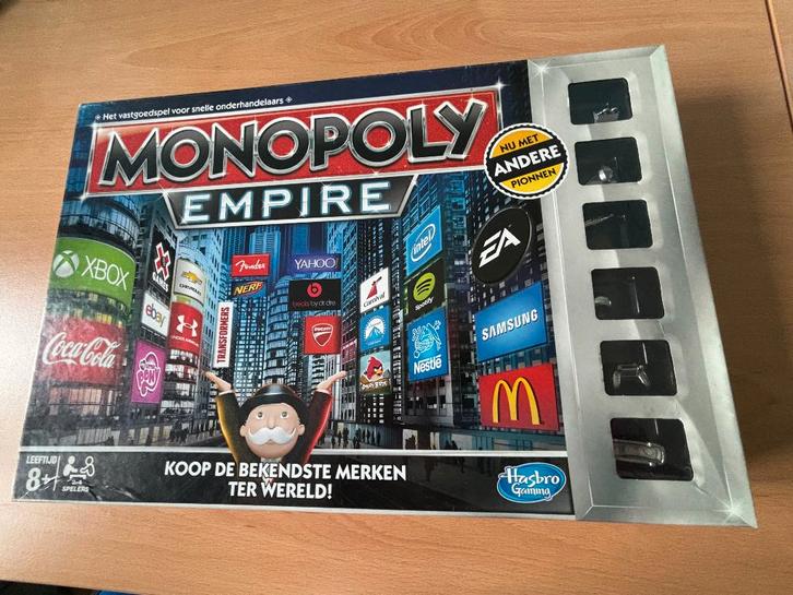 Monopoly empire, Hobby en Vrije tijd, Gezelschapsspellen | Bordspellen, Gebruikt, Drie of vier spelers, Ophalen of Verzenden