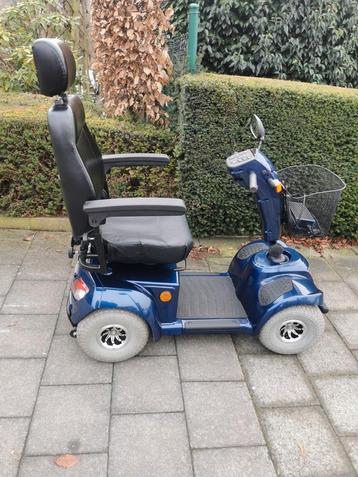 Scootmobiel Vermeiren Ceres 4wiel meer info 0488826971  beschikbaar voor biedingen