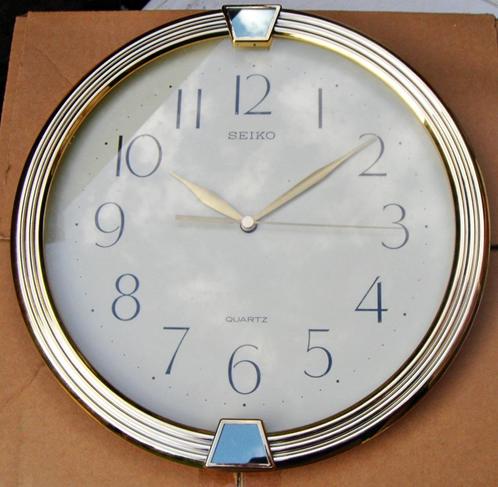 Horloge murale SEIKO dorée, 29 cm, NEUVE, Maison & Meubles, Accessoires pour la Maison | Horloges, Neuf, Horloge murale, Enlèvement ou Envoi