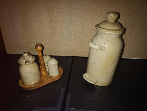 Grès du Manoir augurkpot van aardewerk + zout/peperset, Hobby en Vrije tijd, Pottenbakken, Zo goed als nieuw, Ophalen of Verzenden