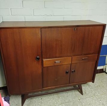 Vintage combi meubel Louis van Teeffelen beschikbaar voor biedingen