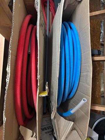 Alpex rood en blauw (waterleidingen), Enlèvement, Comme neuf