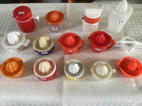 14 plastieken citrus persen aan spotprijzen, Elektronische apparatuur, Juicers, Zo goed als nieuw, Ophalen of Verzenden