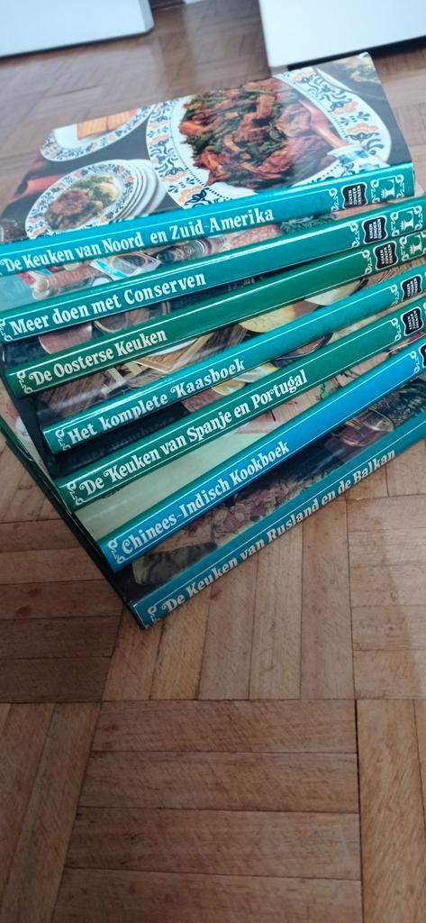 7 kookboeken verschillende titels van Lecturama, Boeken, Kookboeken, Zo goed als nieuw, Overige typen, Overige gebieden, Ophalen of Verzenden