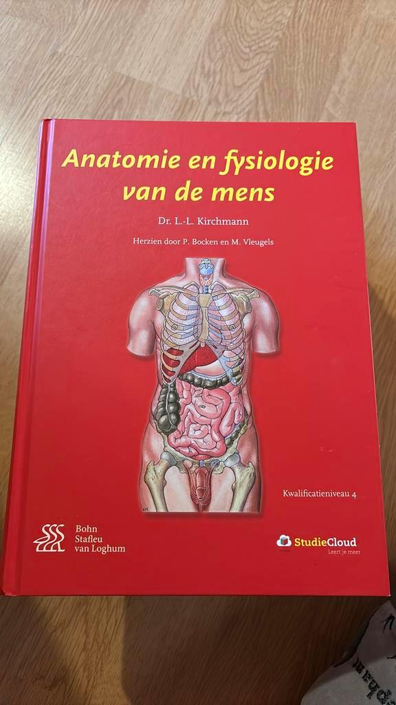 L.L. Kirchmann - kwalificatieniveau 4, Boeken, Wetenschap, Zo goed als nieuw, Ophalen