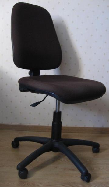 Bruin/zwarte bureaustoel, verstelbaar in hoogte