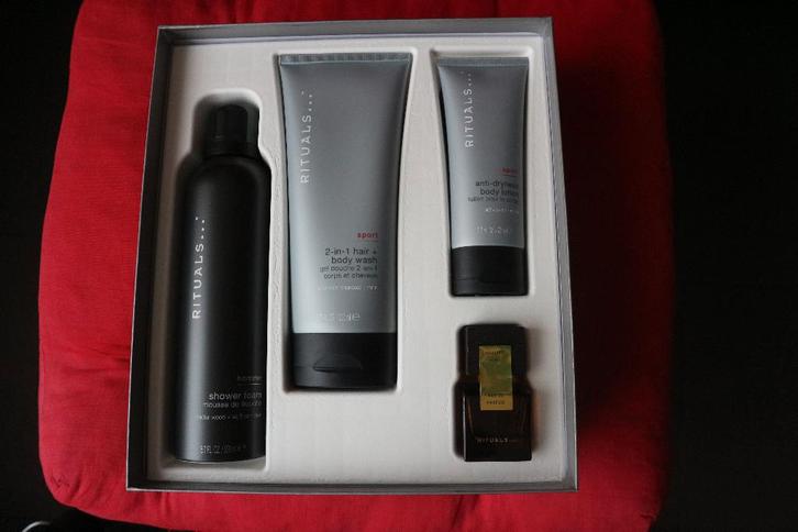 1 Coffret RITUALS sport  Homme neuf, Bijoux, Sacs & Beauté, Beauté | Soins du corps, Enlèvement ou Envoi
