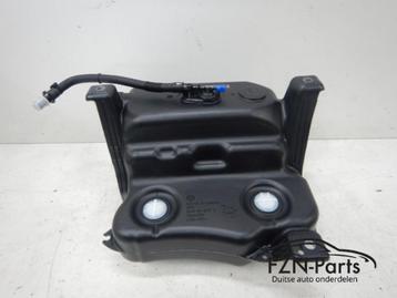 VW Passat 3G B8 Adblue Tank 3Q0131877D beschikbaar voor biedingen