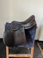 LJ springzadel 16”, Dieren en Toebehoren, Paarden en Pony's | Zadels, Ophalen, Zo goed als nieuw, Springen