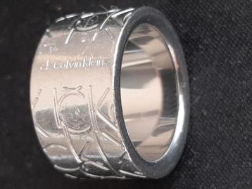 Calvin Klein-ring  beschikbaar voor biedingen