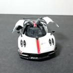 1-38 Kinsmart 2016 Pagani Huayra BC zwart-wit, Ophalen of Verzenden, Zo goed als nieuw, Auto's