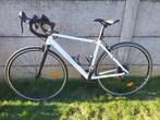 Racefiets Triban Easy, Fietsen en Brommers, Fietsen | Dames | Sportfietsen en Toerfietsen, Ophalen, Zo goed als nieuw, Minder dan 10 versnellingen