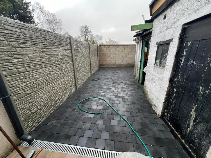 Clôtures & terrasses  – Travail de qualité au meilleur prix, Services & Professionnels, Jardiniers & Paveurs, Construction de jardin ou d'étang