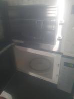 Te koop microgolfoven Whirlpool met grill !!, Ophalen, Gebruikt, Crisp, Draaiplateau