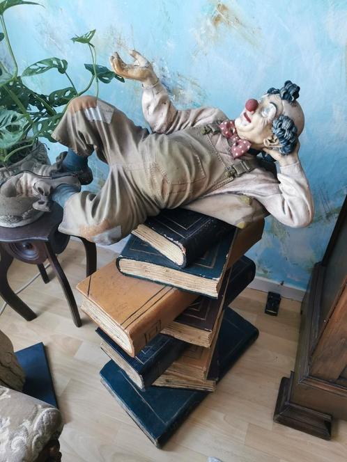 Staander. Boeken in hout., Huis en Inrichting, Woonaccessoires | Overige, Zo goed als nieuw, Ophalen