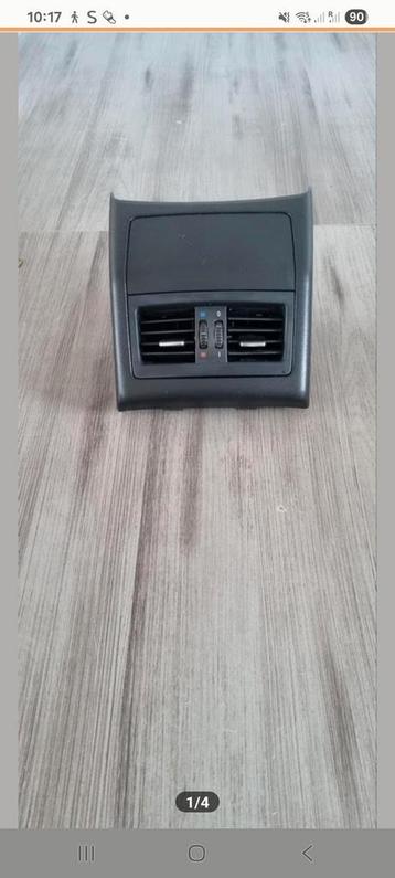NETTE ACHTERCONSOLE FRISSELUCHT TRALIE  BMW E90 E91  beschikbaar voor biedingen