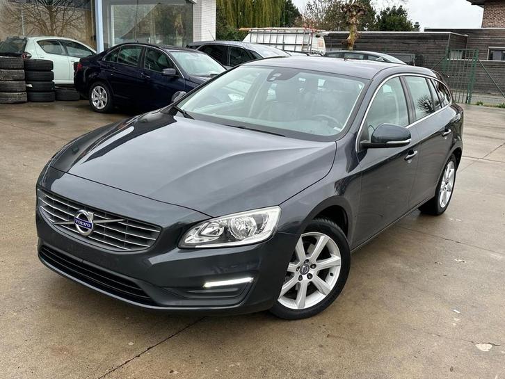 Volvo V60 2L Diesel Automaat Euro 6b, Auto's, Volvo, Bedrijf, Te koop, V60, ABS, Adaptieve lichten, Adaptive Cruise Control, Airbags
