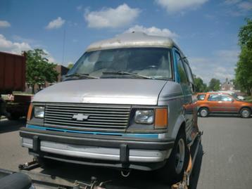 sloop onderdelen chevrolet astro van 1993 4x4 4L60E