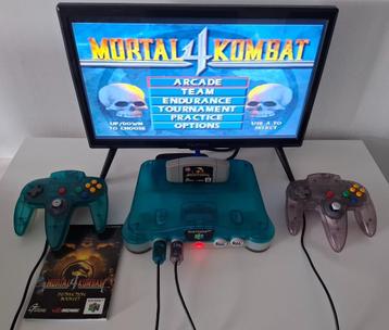 N64 Clear Blue + 2 Clear controllers + Packs & MK4 beschikbaar voor biedingen