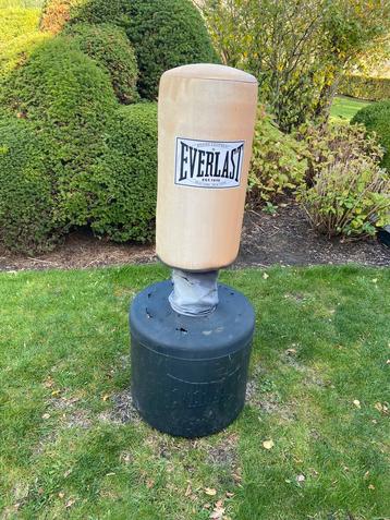 Everlast bokszak beschikbaar voor biedingen