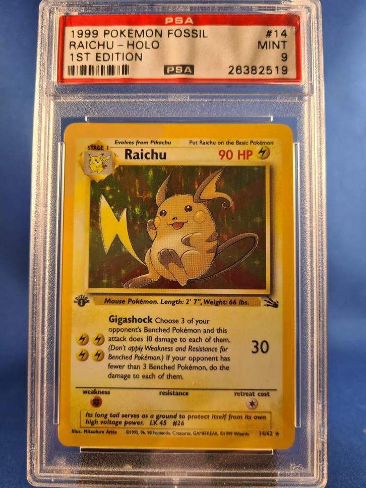 Raichu 14/62 - Fossil (1st edition) (PSA 9), Hobby en Vrije tijd, Verzamelkaartspellen | Pokémon, Gebruikt, Verzenden