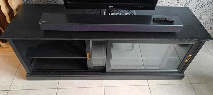 Meuble tv en bois massif noir Ikea, Maison & Meubles, Armoires | Mobilier de télévision, Comme neuf, Enlèvement
