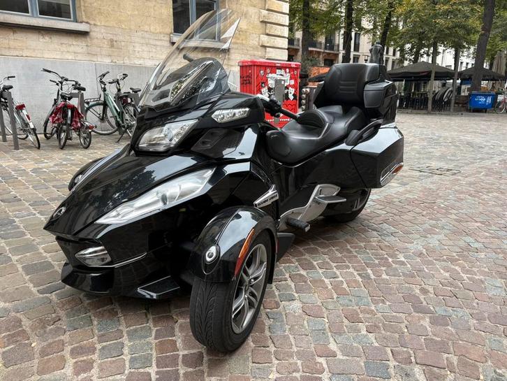 Bombardier van am spyder 1000cc automaat cruise radio, Motoren, Quads en Trikes, meer dan 35 kW, 2 cilinders, Ophalen of Verzenden