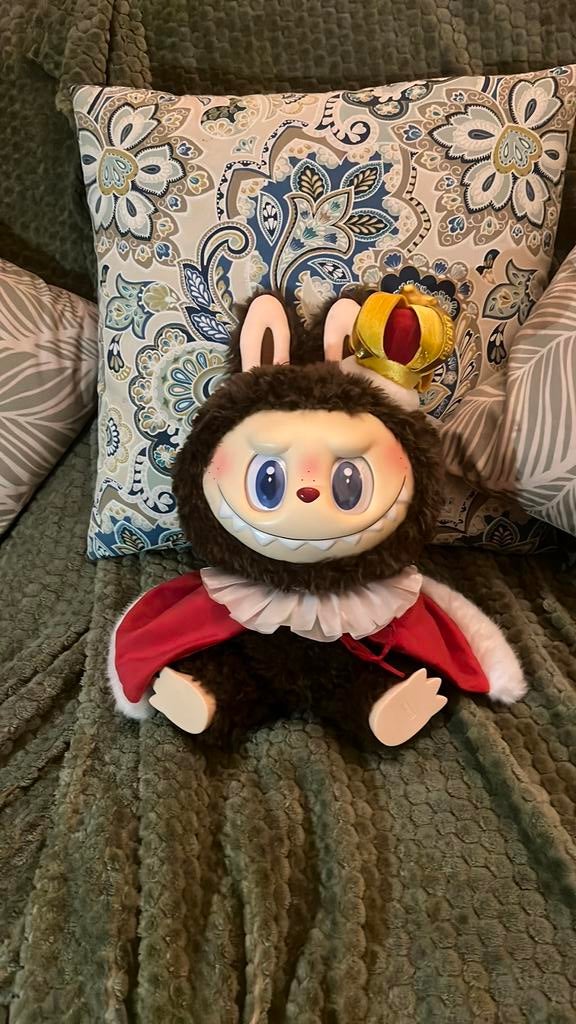 Labubu let’s checkmate series, Ophalen of Verzenden, Zo goed als nieuw