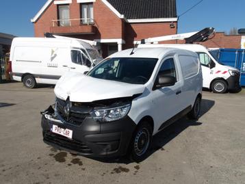 Renault Express  Ongevalwagen !!!! beschikbaar voor biedingen