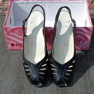 Jenny zwarte sandalen maat 38 (4 1/2 G) beschikbaar voor biedingen