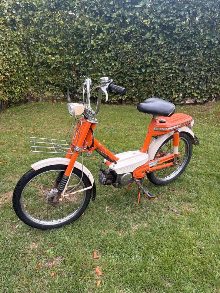 Honda amigo b klasse met papieren, Fietsen en Brommers, Brommers | Oldtimers, Overige merken, Ophalen