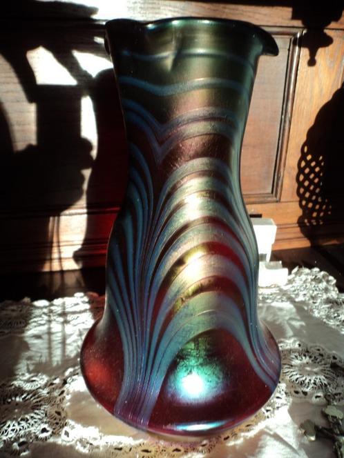 getekende Loetz vaas, Antiek en Kunst, Antiek | Glaswerk en Kristal, Ophalen of Verzenden