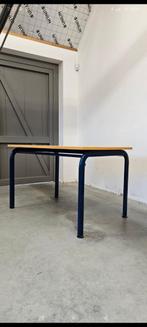 ZÉÉR DRINGEND WEG 3 euro per stuk stoelen ,5 tafels 5 euro, Huis en Inrichting, Ophalen, Zo goed als nieuw