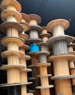 Bobine à canettes à vendre 15€ pour toutes les tailles, Enlèvement, Comme neuf, Bois