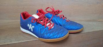 Indoor voetbalschoenen / zaalvoetbalschoenen maat 36  beschikbaar voor biedingen