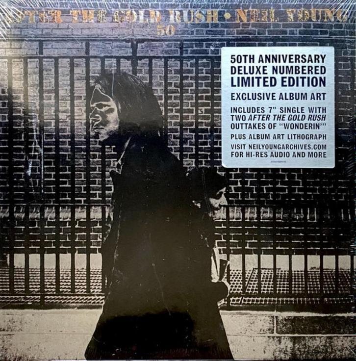 NEIL YOUNG / gold rush 50th anni. deluxe nr. limited edition, Cd's en Dvd's, Vinyl | Rock, Nieuw in verpakking, Alternative, Ophalen